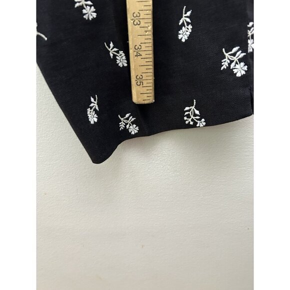 Talbots 100% Irish Linen Black Floral Embroidered Lagenlook Capri Pants Size 18 - Picture 8 of 10